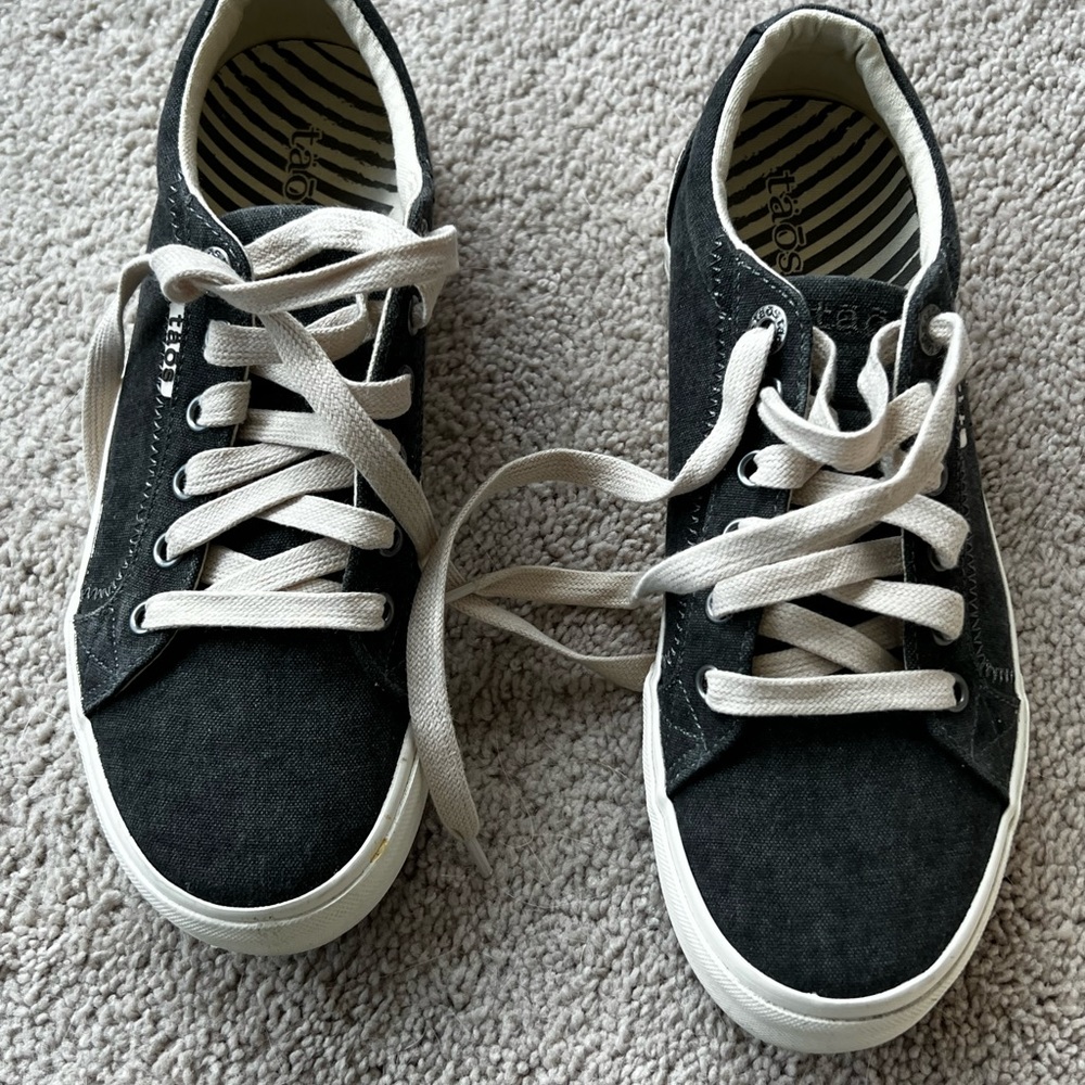 Taos Plim Soul Sneakers in Charcoal Wash, Never Worn